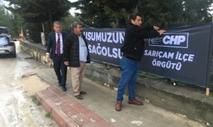 Sarıçam CHP den Siyah Pankartlar !