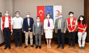 Sarıçam Belediyesinden “Arı Sütü Üretimi” Projesine destek